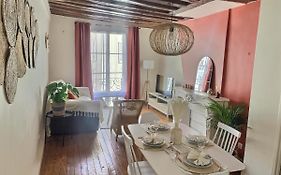 Appartement hyper centre de St Germain en Laye 4min du RER